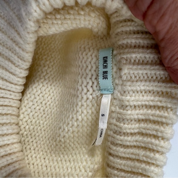 Urban Outfitters bloom chunky knot flower oversized sweater Bloom size small - Picture 4 of 4